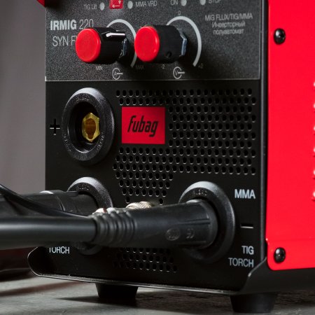 Полуавтомат сварочный FUBAG IRMIG 220 SYN FLUX в Твери фото