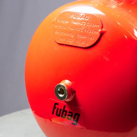 Компрессор безмасляный малошумный FUBAG Свободный Воздух (Free Air) 490/50/4.0 S в Твери фото