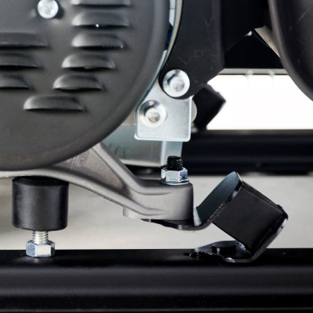 Бензиновый генератор с электростартером и коннектором автоматики FUBAG BS 7500 A ES в Твери фото