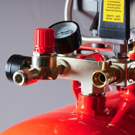 Компрессор безмасляный малошумный FUBAG Свободный Воздух (Free Air) 490/100/4.0 S в Твери фото