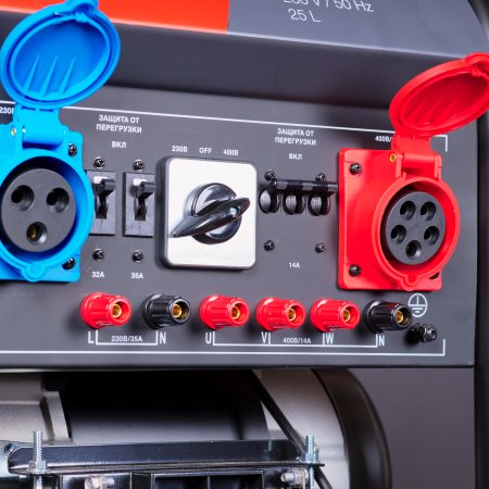 Бензиновый генератор FUBAG BS 8500 XD ES DUPLEX для одно и трехфазного режимов работы в Твери фото